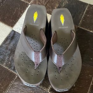 Volatile Flip Flop Sandal 7 New